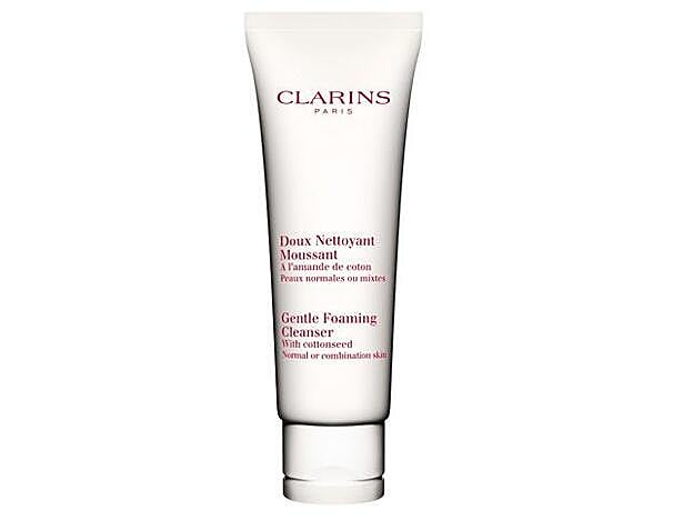 Gentle Foaming Cleanser de Clarins (26,50 euros). Desmaquillante con agua que limpia y purifica la piel.