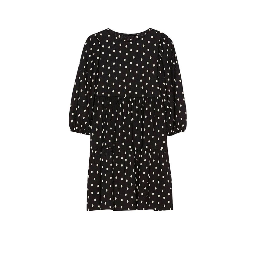 Vestido baby doll en negro con lunares blancos, 17,99 euros.