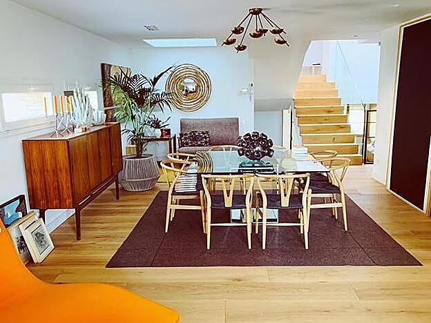 El comedor es el espacio perfecto para las comidas familiares que organiza la persentadora.