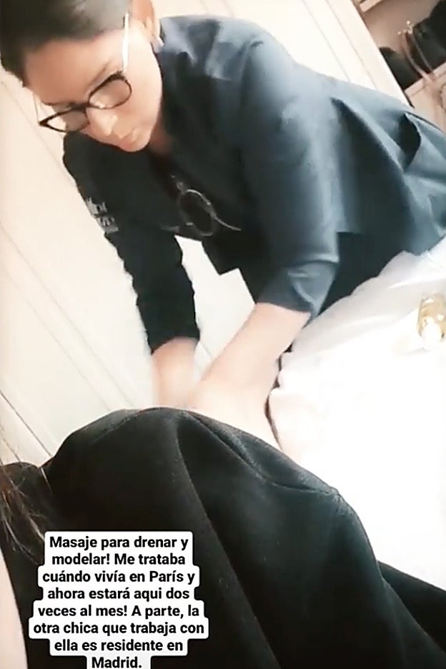 Un momento del tratamiento de Alba Díaz con Talita Avila.