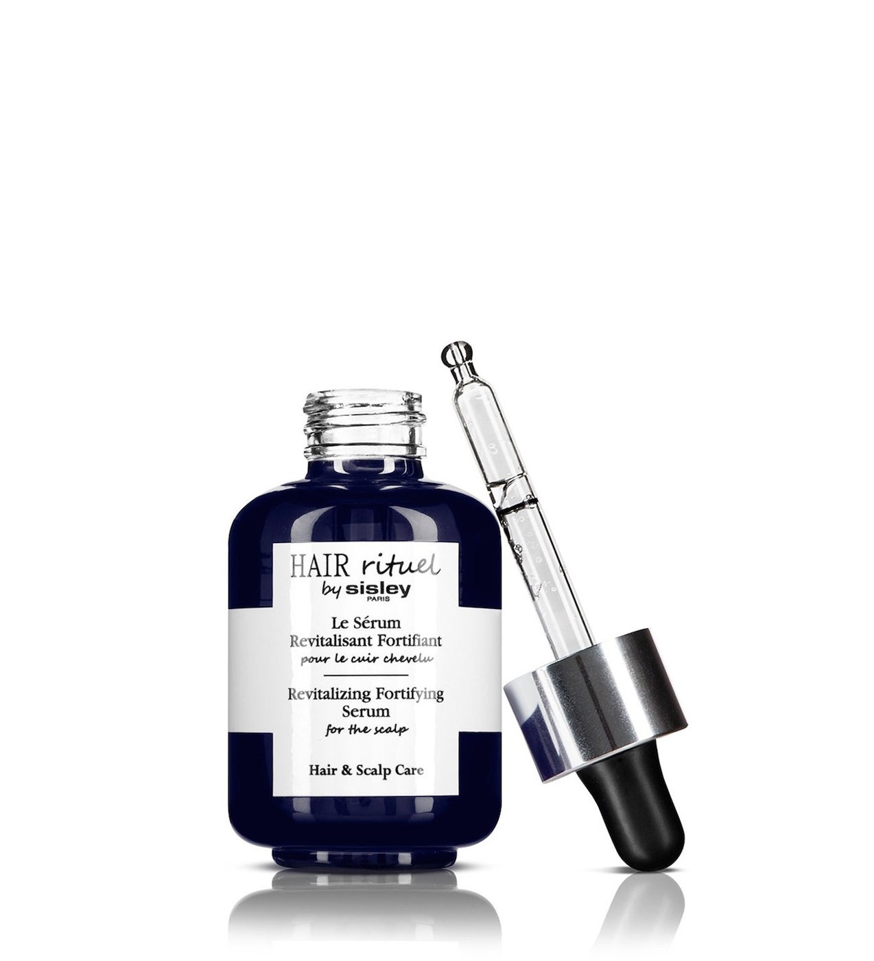 Desde su lanzamiento se ha convertido en un best seller de la marca. Contiene una alta concentración en minerales, vitaminas, extractos de origen vegetal y proteínas, para fortificar y dinamizar el bulbo capilar y mejorar el anclaje de los cabellos, aportándoles más resistencia y protegiendo su color natural. Recomiendan que lo uses cada dos días durante un mes y mantener 2 veces por semana durante dos meses.  Le Serum Revitalisant Fortifiant de Hair Rituel by Sisley  (150 €).