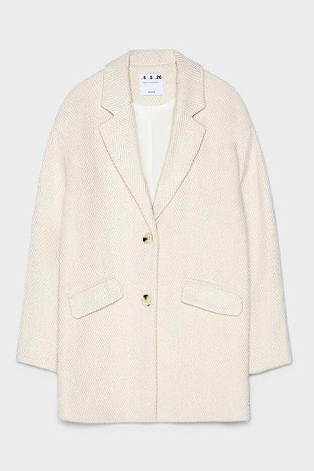 Nuestro favorito de la selección es este diseño en color hueso de Bershka.