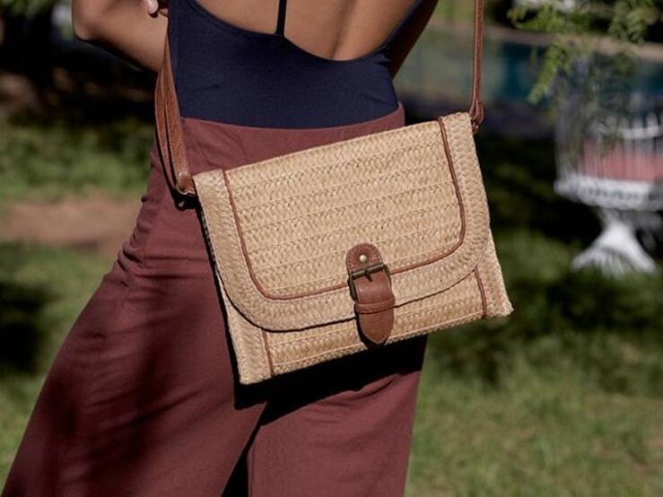 Fotos: Siete bolsos de rafia perfectos para empezar a soñar con la playa
