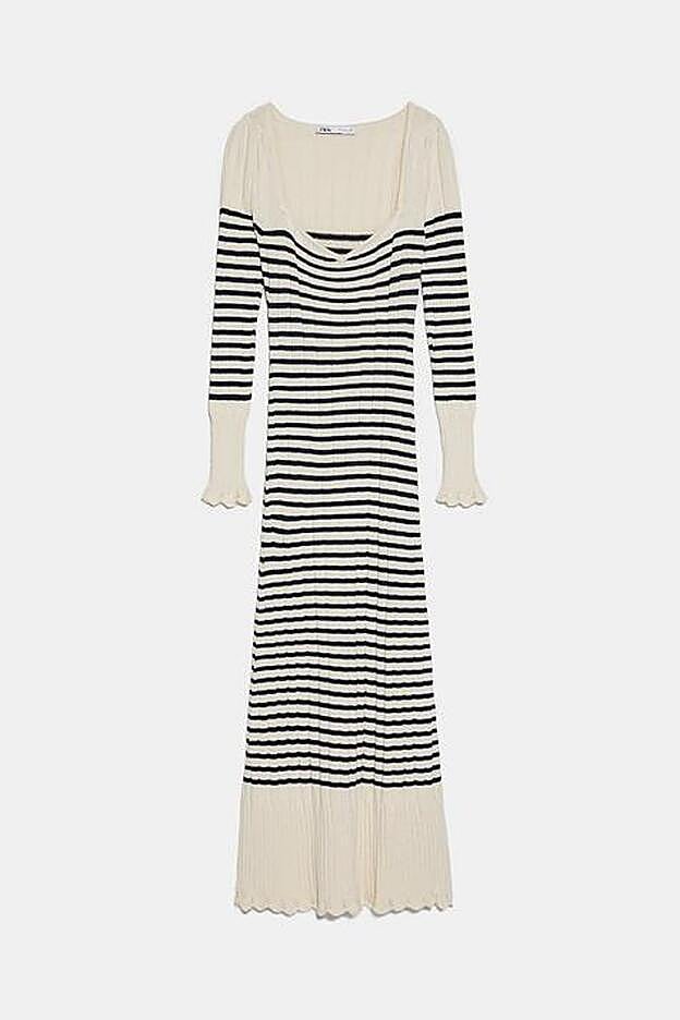 Un clásico confeccionado en punto: vestido de rayas bretonas de Zara.