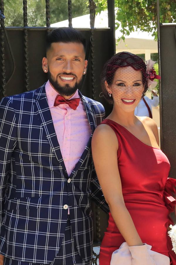 En la misma casa, pero sin poder tocarse. Buscándose la vida para comunicarse. Tamara Goro y Ezequiel Garay se han visto obligados a pasar un aislamiento separados forzoso tras dar positivo él en la prueba del coronavirus.