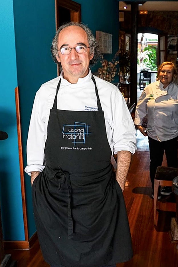 José Antonio Campoviejo, propietario y chef de El Corral del Indianu, en Asturias.