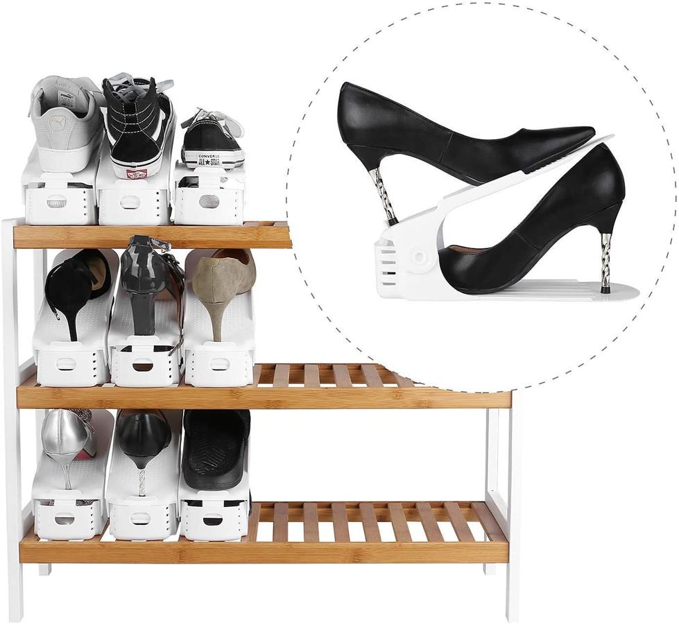 Se trata de unos  organizadores de zapatos  que son perfectos para aprovechar el espacio y crear el doble de sitio para guardar zapatos. Se pueden hacer extensibles por lo que valen para cualquier tipo y tamaño de zapato.