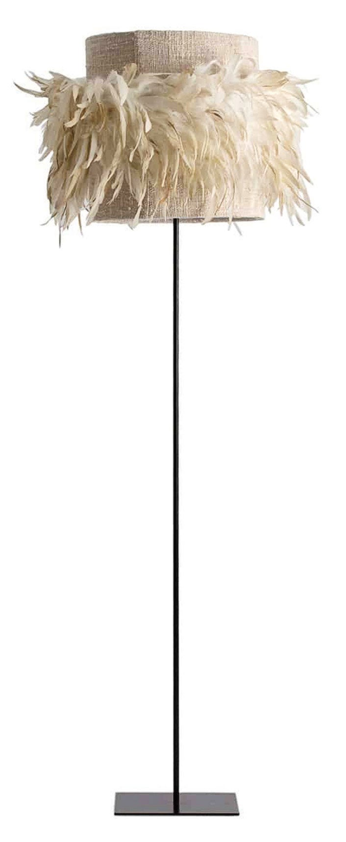Lámpara de pie Plumas de CasaConcept (174 €).
