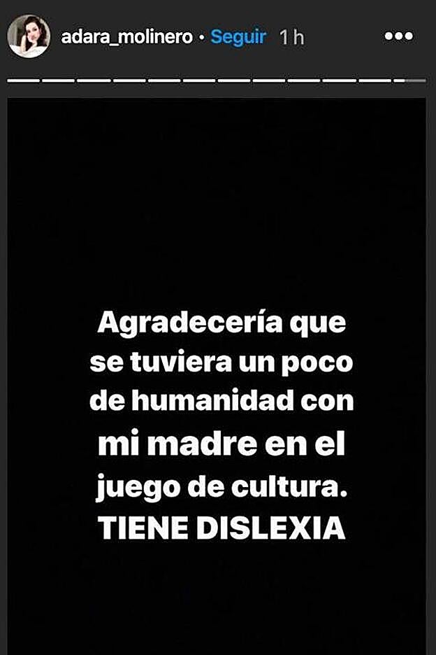 Así sacaba las uñas Adara Molinero por su madre.