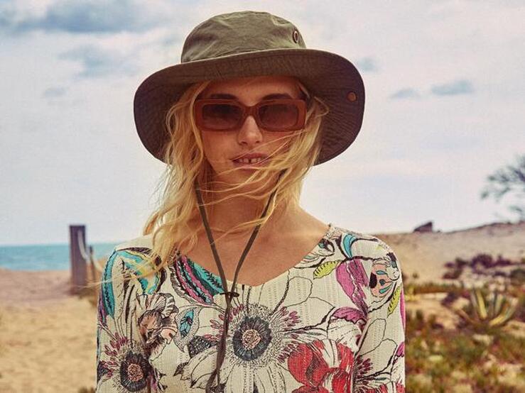 Fotos: Esta firma española tiene las camisetas más originales que no nos vamos a quitar en todo el verano