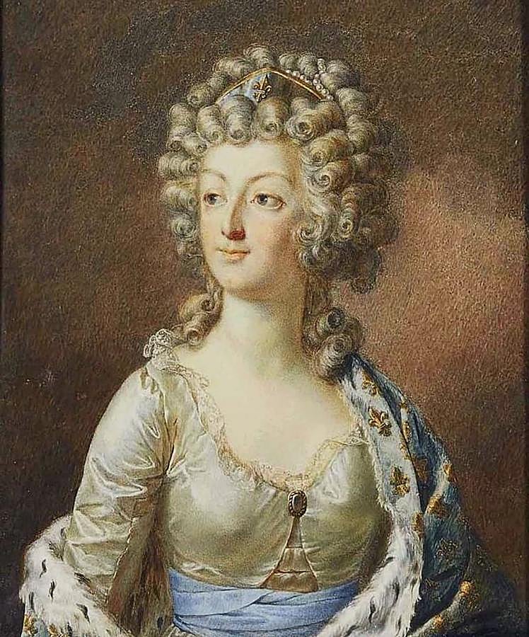 El siempre atractivo Palacio de Versalles cuenta con una interesante muestra en la plataforma de Google, titulada “¿Cómo han influido los vestidos de 1780 en la moda actual?”. Un recorrido a través de diversas pinturas en el que, como no podría ser de otra manera, juega un papel primordial María Antonieta.