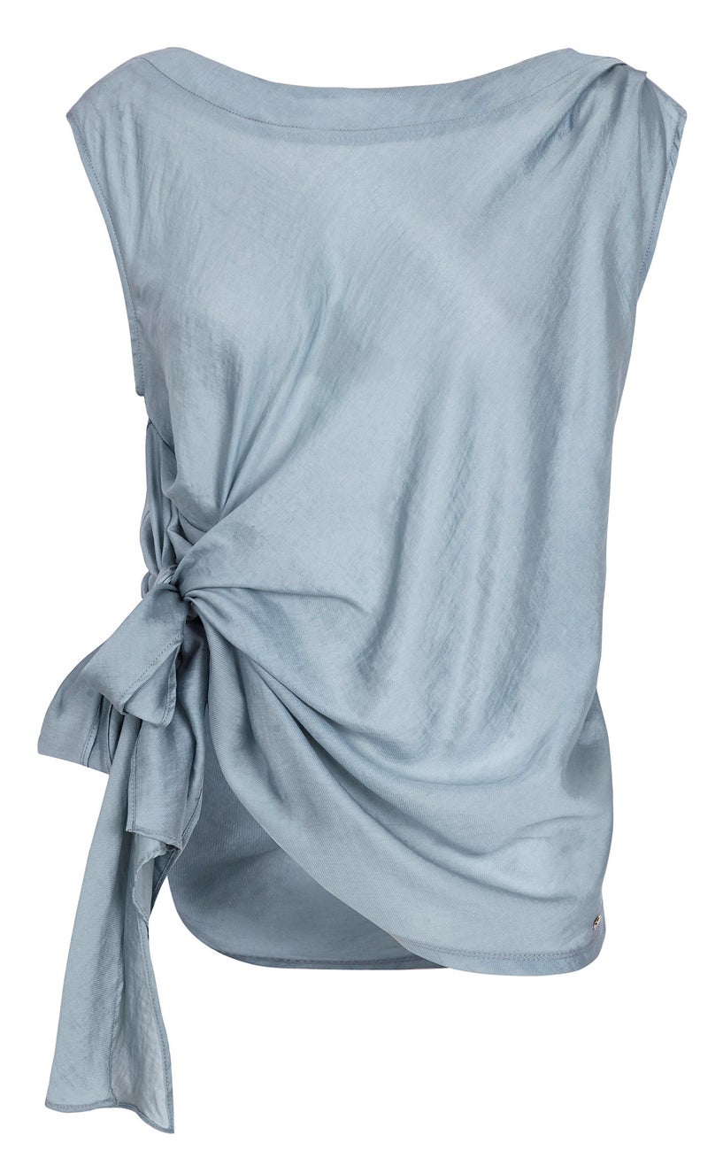 Blusa de Pedro del Hierro (89 €).