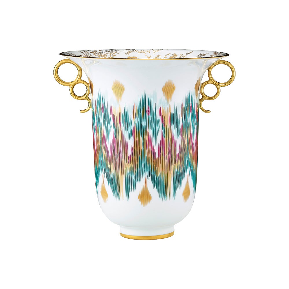 Jarrón Voyage en Ikat (c.p.v.), realzado con esquirlas de oro mate, de Hermès.