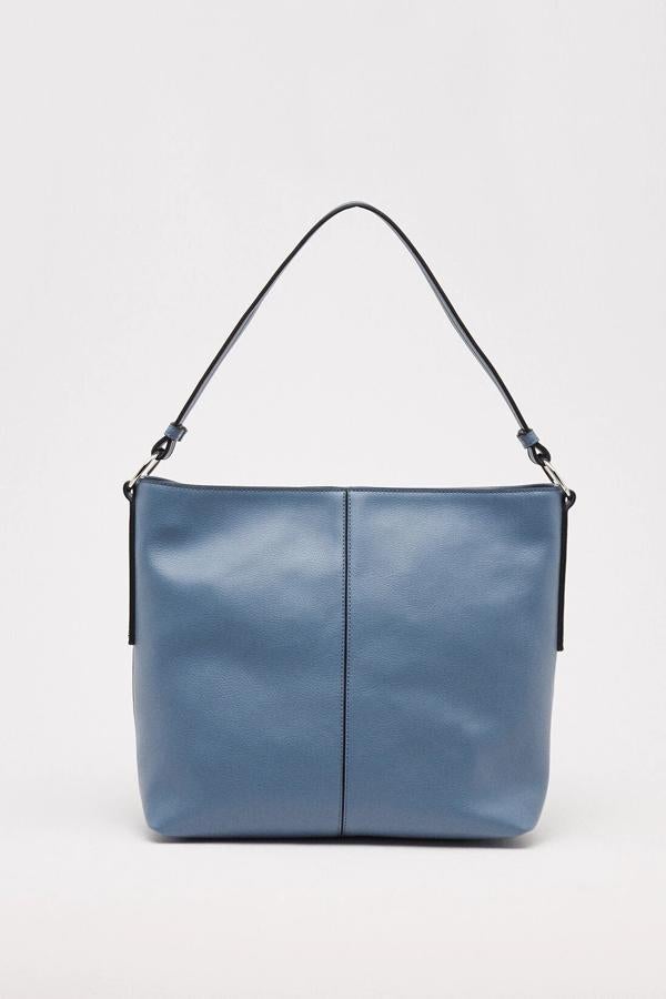 Disponible tanto en azul como en amarillo, este bolso con asa al hombro tiene un precio de 12,55 euros. Cuenta con cremallera para el cierre.
