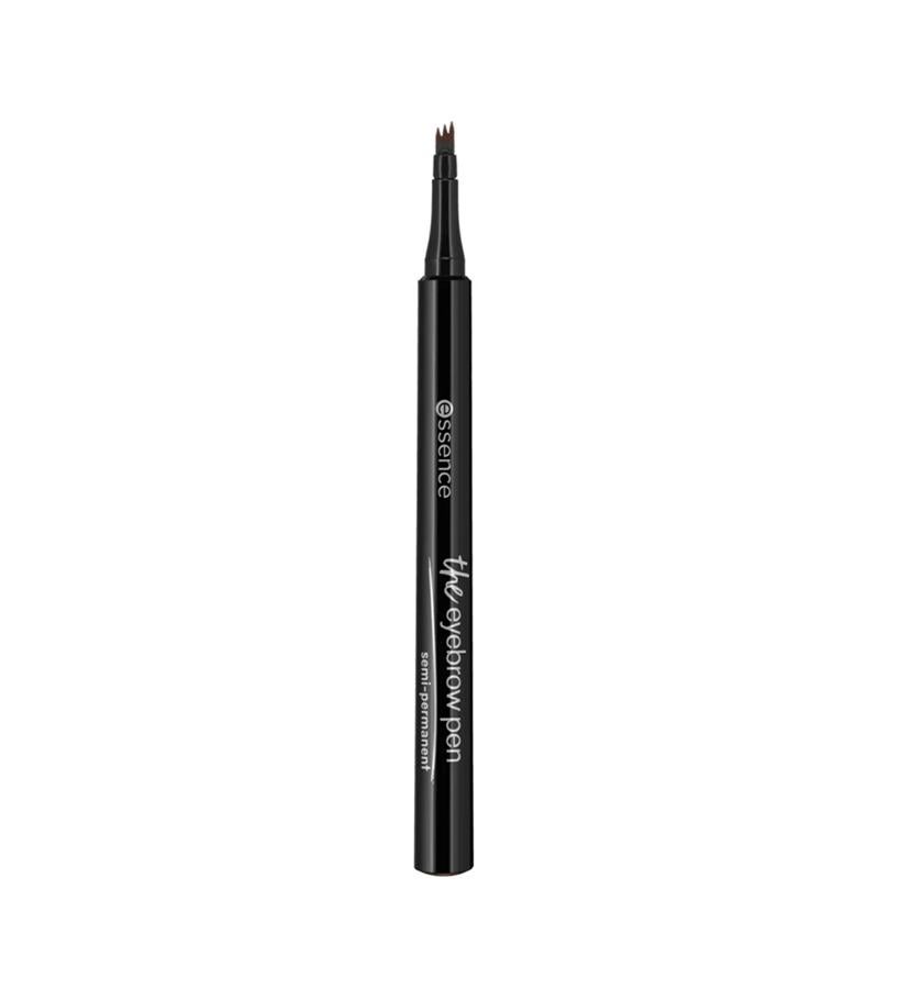 El rotulador de tres puntas proporciona una aplicación precisa, de un color intenso y semipermanente. Para eliminar el color basta con aplicar sobre él un producto desmaquillante. The Eyebrow Pen de Essence (2,99 €).