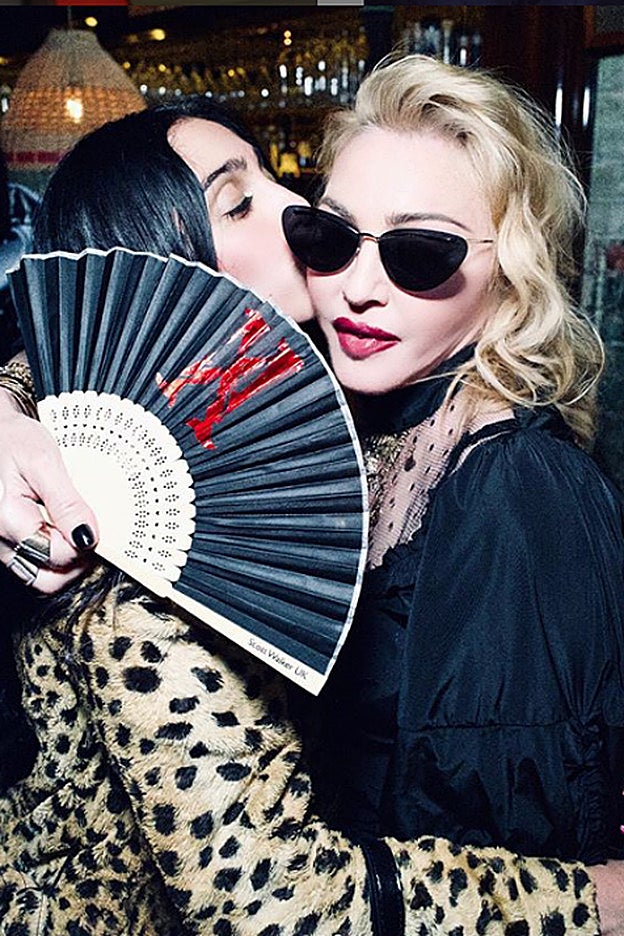 La cantante junto a su hija Lola, en una foto reciente.