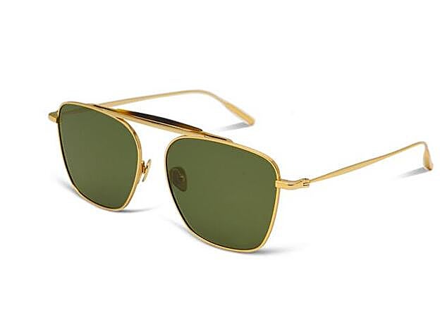 El modelo Benjamin en titanio con efecto dorado y lentes verdes, como las que lleva Gigi, de Amavii (145 €).