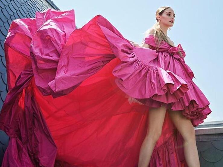 Fotos: Zara tiene los vestidos en tonos rosa que alegran la cara