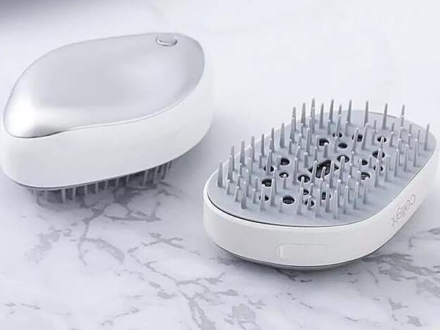 El peine que detiene la caída del pelo solo se vende, de momento, en China.