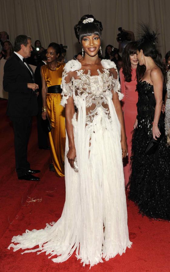 En la Gala del Met de 2011 vestida por Alexander McQueen.