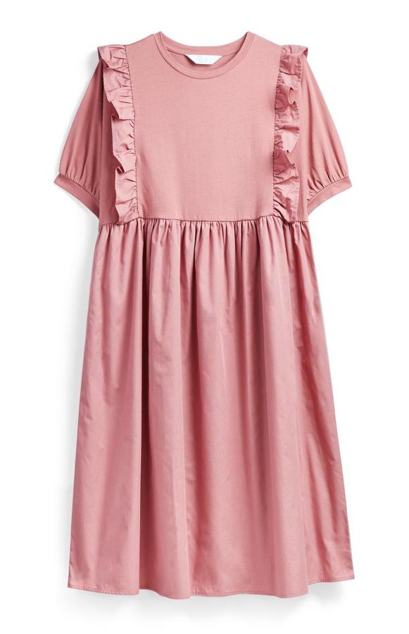 Vestido de popelín combinado con detalle de volantes, de Primark (16 euros).