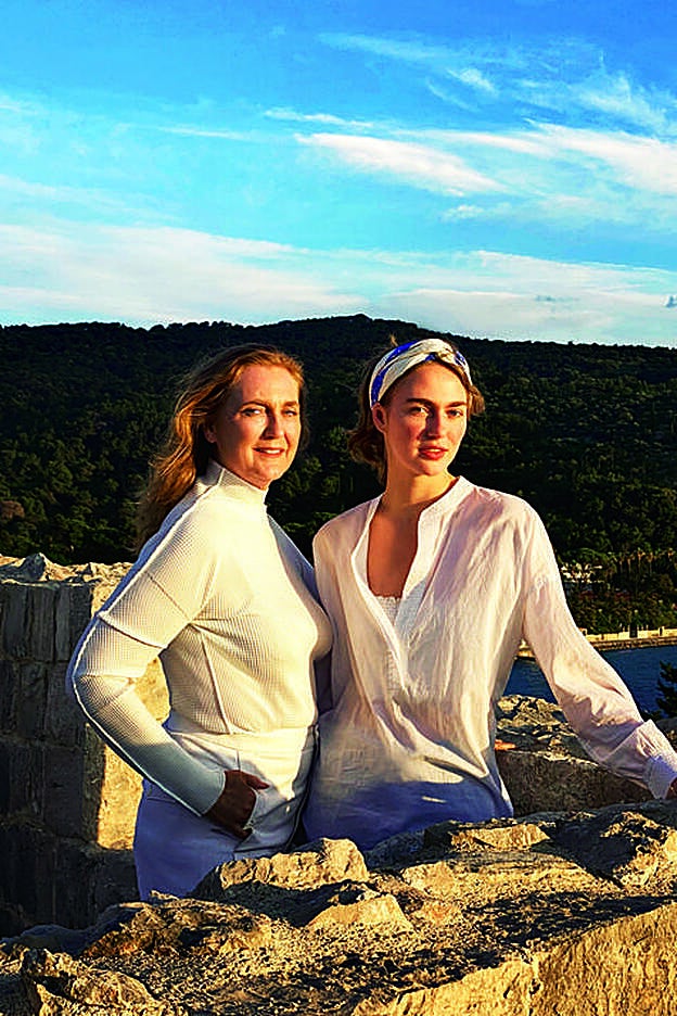 Junto a Gloria, la menor de sus tres hijos.