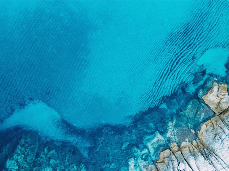 Fotos: 11 cosméticos que respetan y protegen los fondos marinos para celebrar el Día Mundial de los Océanos