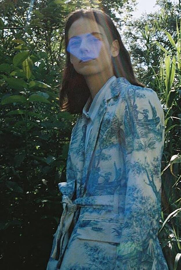 Esta es la chaqueta de la nueva colección de Uterqüe que ha causado sensación.