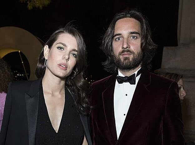 CArlota Casiraghi y Dimitri Rassam en una imagen del Festival de Cannes 2018.