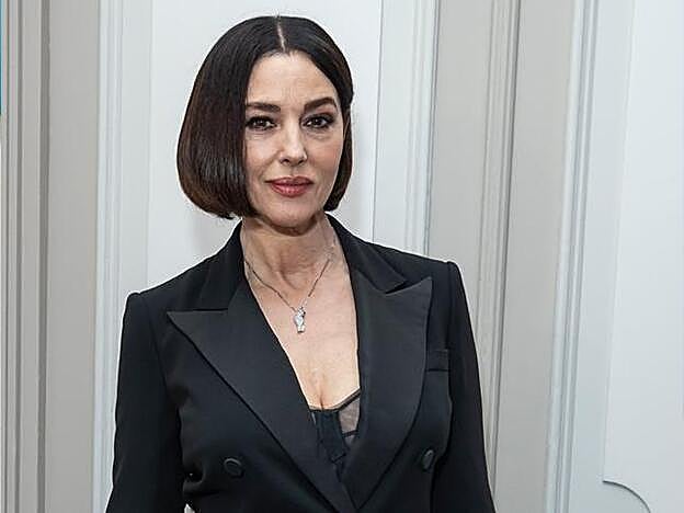 Monica Bellucci está estupenda desde que decició refrescar su melean larga con un corte bob.