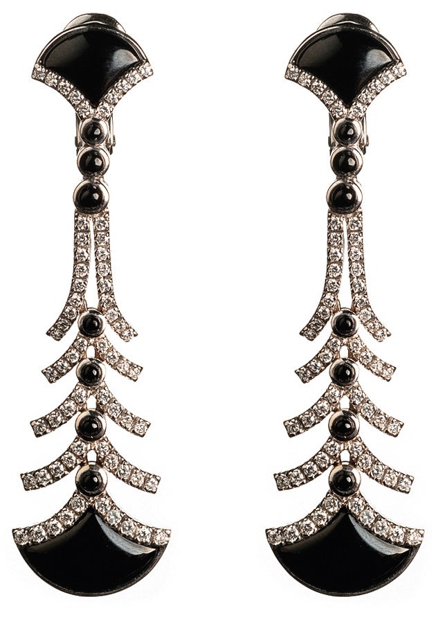 De azabache y diamantes, de Grassy (c.p.v.).