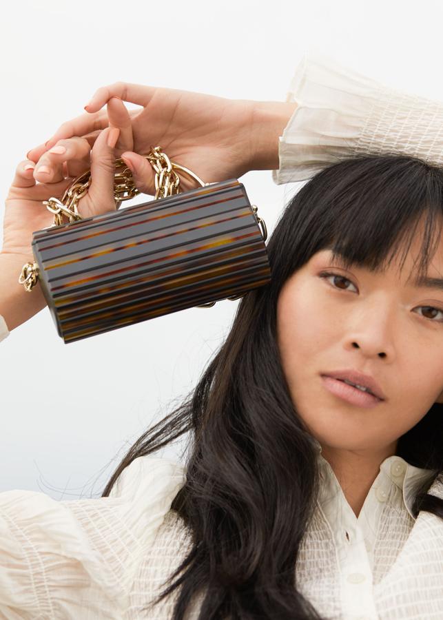 & other Stories (59 €).