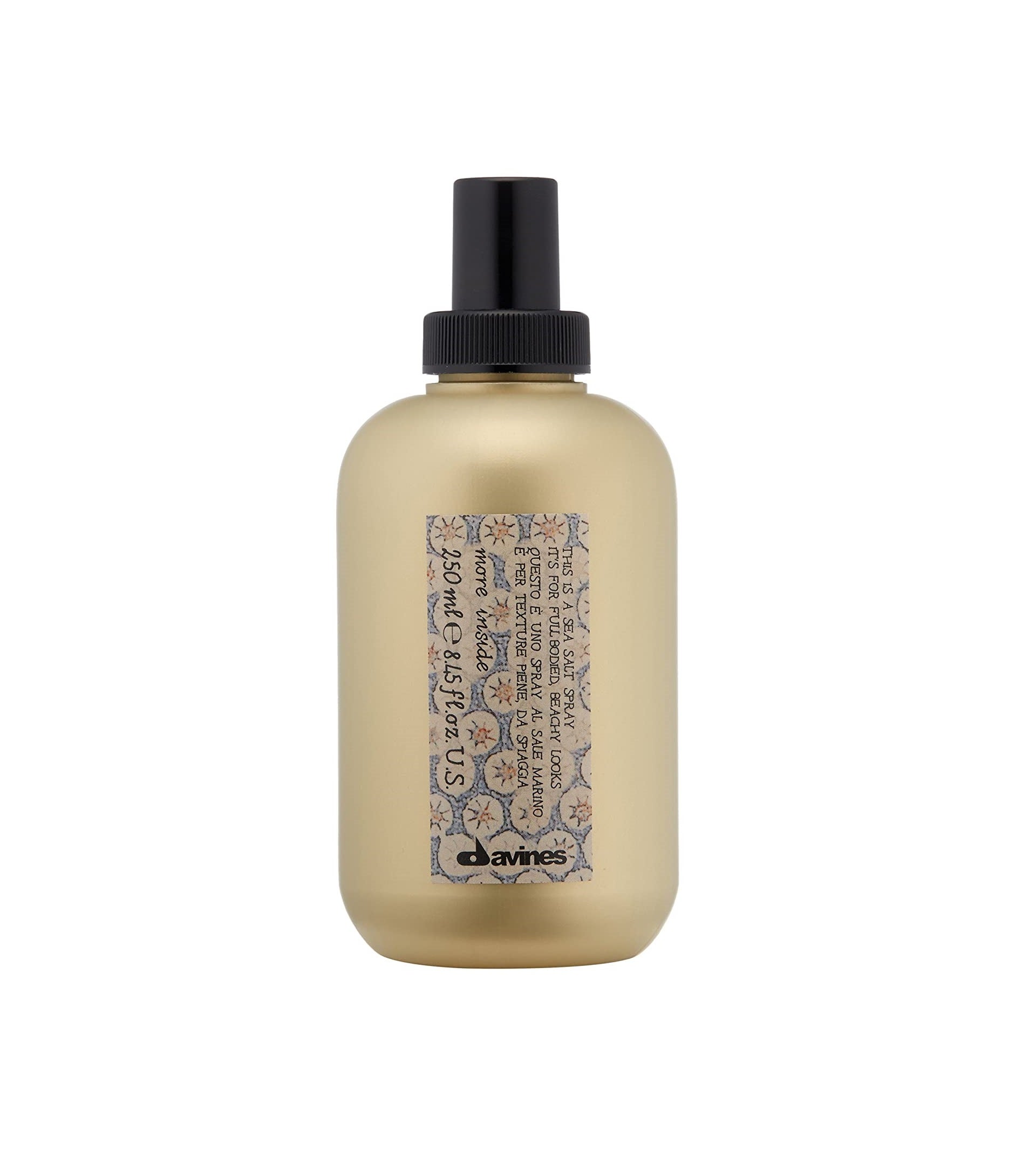 El Davines More Inside Sea Salt Spray hecho con sal de mar para unas ondas rotas y desenfadadas de profesional.  (21,46 euros en Amazon) .