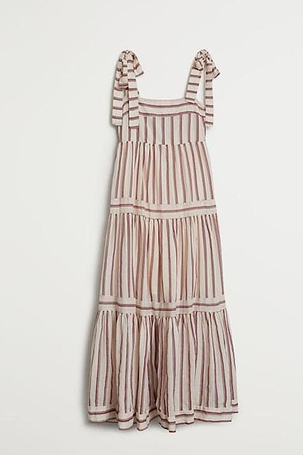 Vestido de tirantes con lazo y un estampado de rayas espectacular de Mango.