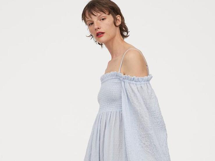 Fotos: Vestidos fruncidos de H&M y otras firmas, la prenda que adelgaza y se adapta a todas las siluetas