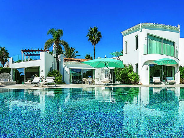 Las villas del Vila Vita Parc (algunas con jacuzzi) son un magnífico mirador sobre el Atlántico.