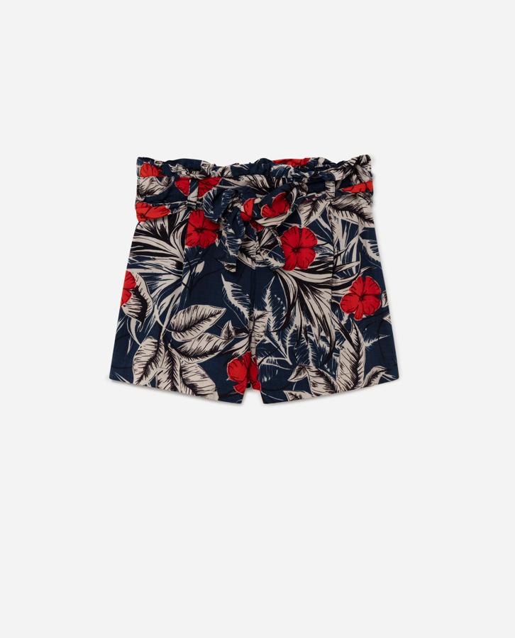 Pantalón corto estampado de tiro alto y cinturon de lazada, de Lefties (8,99 €).
