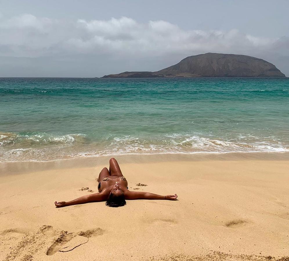 La sobrina de Isabel Pantoja presumió de paisaje idílico en las islas Canarias con este posado tan sexy.