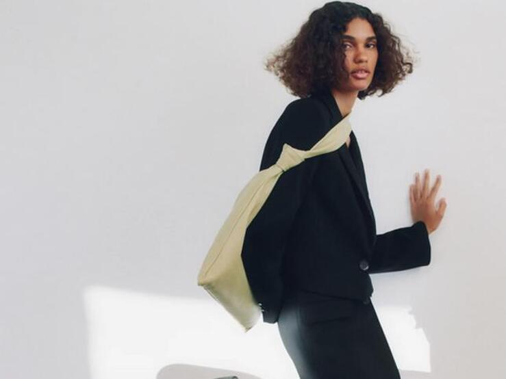 Fotos: Los cuatro trajes de Zara perfectos para volver a la oficina en agosto