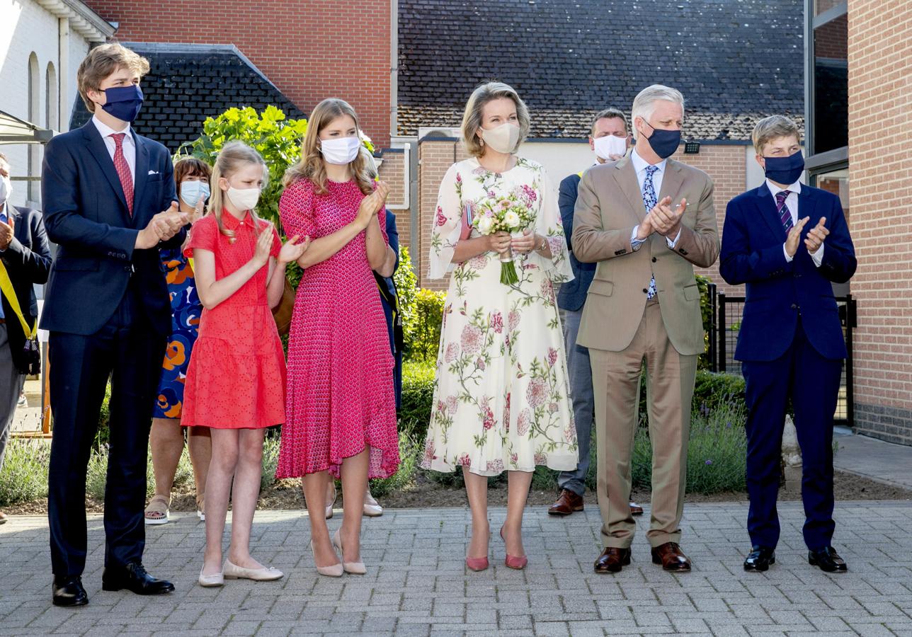 Elisabeth de Bélgica es la 'mayor' de esta generación de futuras reinas de Europa. La hija de Felipe y Matilde de Bélgica cumplió 18 años el año pasado y cada vez va asumiendo más tareas oficiales junto a su padre. Su hermana Eleonore tiene 12 años y es la cuarta en la línea sucesoria del país.