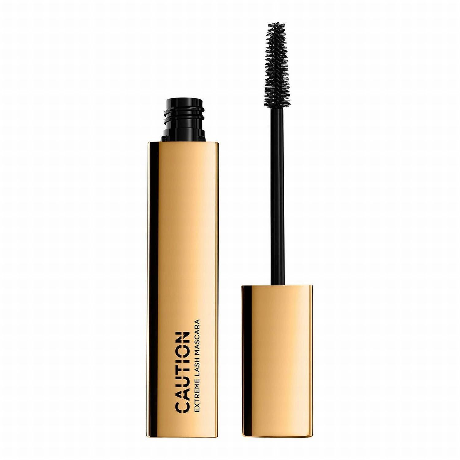 Cepillo extra largo y cerdas muy separadas para crear un efecto pestañas postizas hasta en las pestañas más cortas. Eso es lo que conseguirás con la máscara Caution Extreme Lash de Hourglass. ( 32,99 euros en Sephora ).