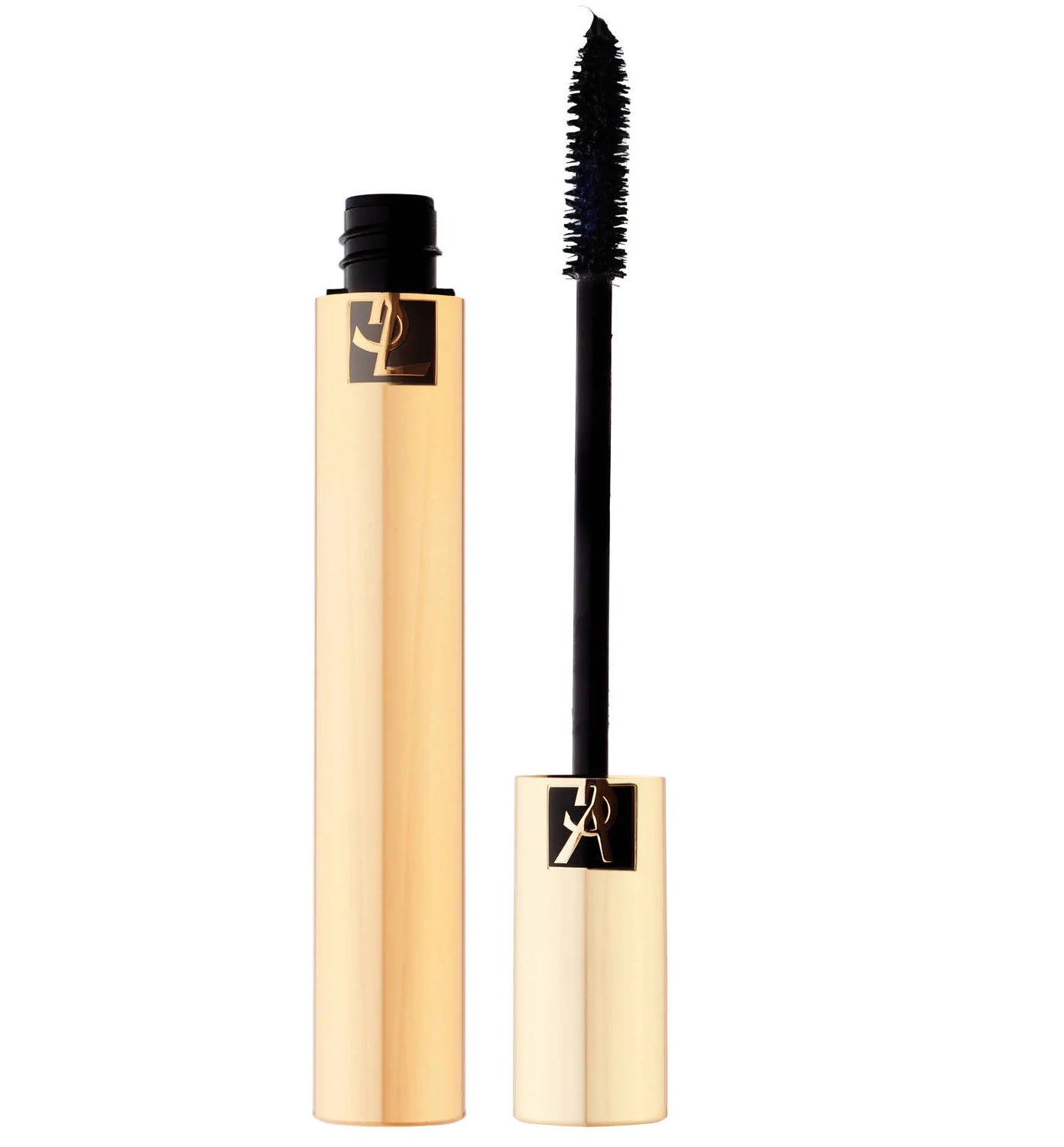Provitamina B5 y azúcares bioactivos de origen vegetal son los ingredientes que protegen a las pestañas de la deshidratación y los agentes externos, además de alargarlas y voluminizarlas desde la primera pasada. Hablamos de la máscara Efecto Pestañas Postizas de Yves Saint Laurent, un clásico que vuelve reinventado para transformar tu mirada. ( 24 euros en Sephora ).