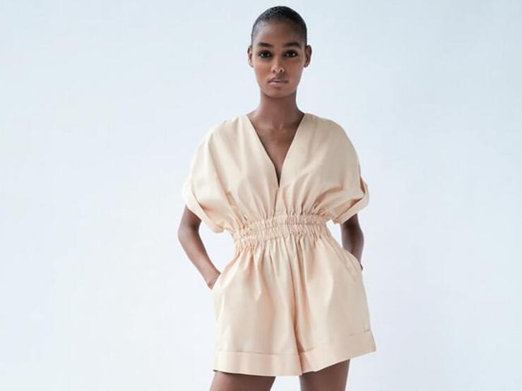 Fotos: Nueve monos cortos ideales para presumir de bronceado en septiembre