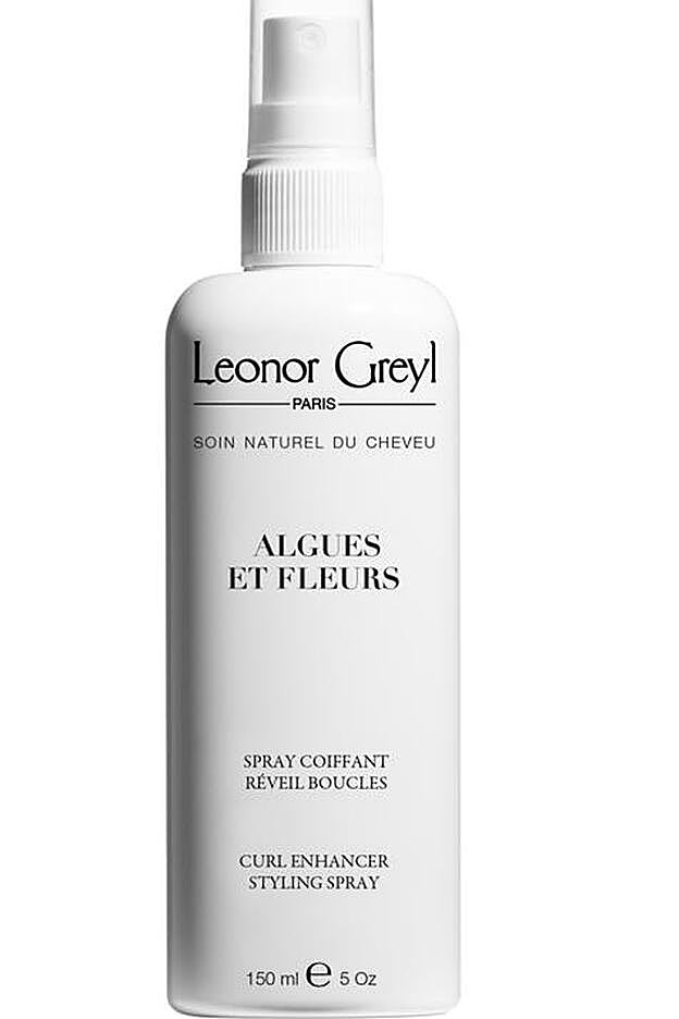 Este spray totalmente natural te ayuda a fijar y darle brillo a tus rizos.