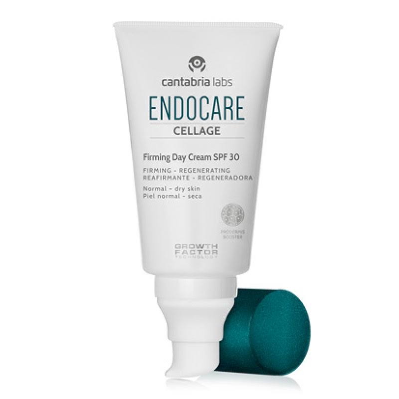 El rendimiento de la crema Cellage Firming Day Cream de la firma de belleza española Endocare no defrauda. Redensifica, aporta firmeza, elasticidad, rellena las arrugas y las previene gracias a su filtro solar de protección 30. Un gesto muy necesario también el resto del año.  Antes: 57,02 euros. Ahora: 48,88 euros .