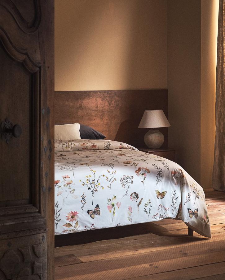 Sábanas con estampado de mariposas, (39,99 euros).