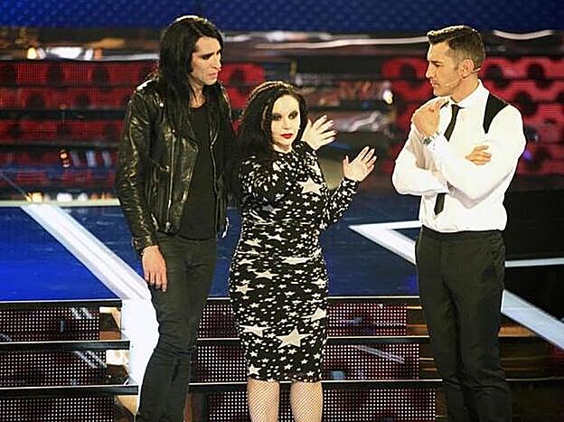 Alaska, junto a Mario Vaquerizo y Jesús Vázquez en una imagen de 'Levántate All Stars'.