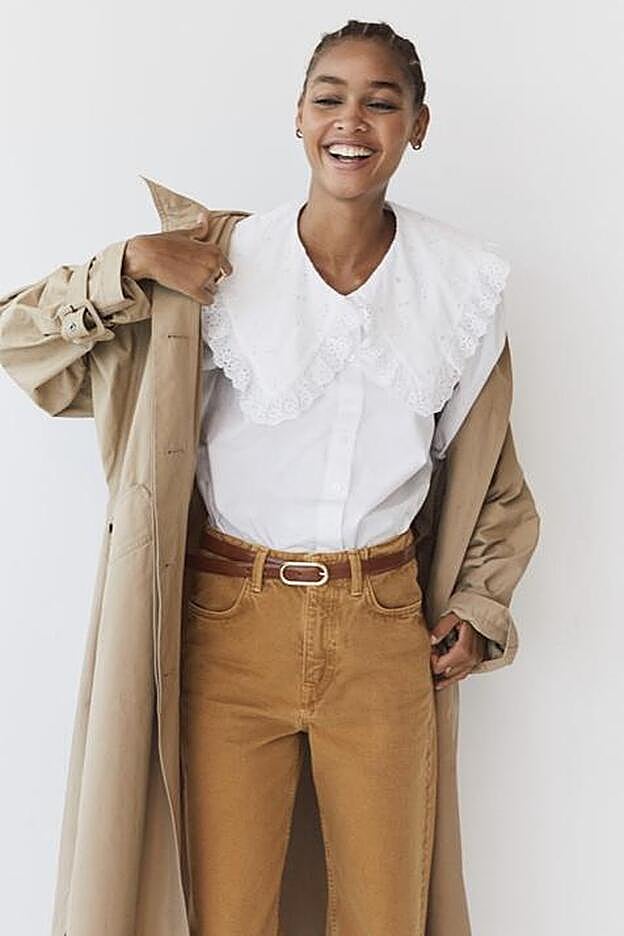 Blusa con cuello bobo, de Mango (29,99 euros).