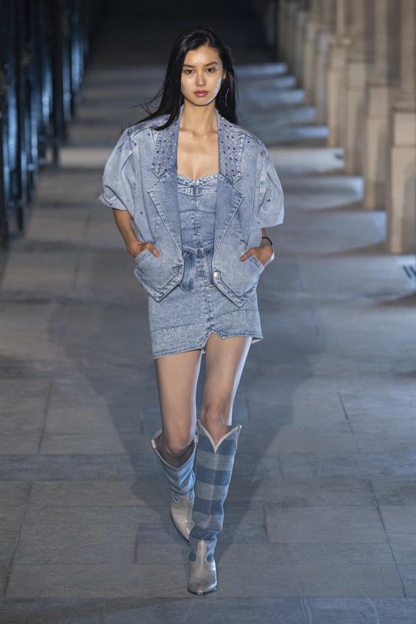 Desfile de Isabel Marant SS 21.