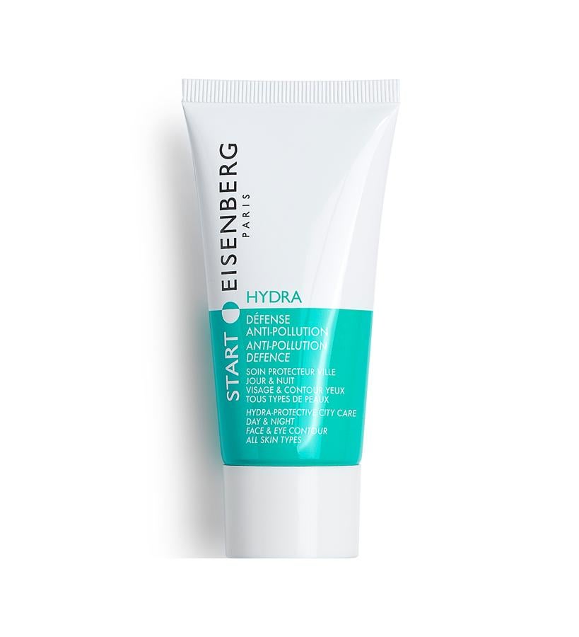 Su fórmula, enriquecida con enriquecida en vitamina E natural, combate la oxidación y el estrés, mientras hidrata y protege a la piel de la contaminación. Se puede aplicar tanto por la mañana como por la noche y no solo en rostro y escote, sino también sobre el contorno de ojos.  Défense Anti-Pollution de Start Eisenberg  (44,95 €, en Douglas).